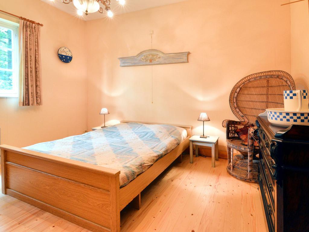 Furnished Bungalow In Monceau En Ardenne With Garden Barbecue Oizy Eksteriør billede